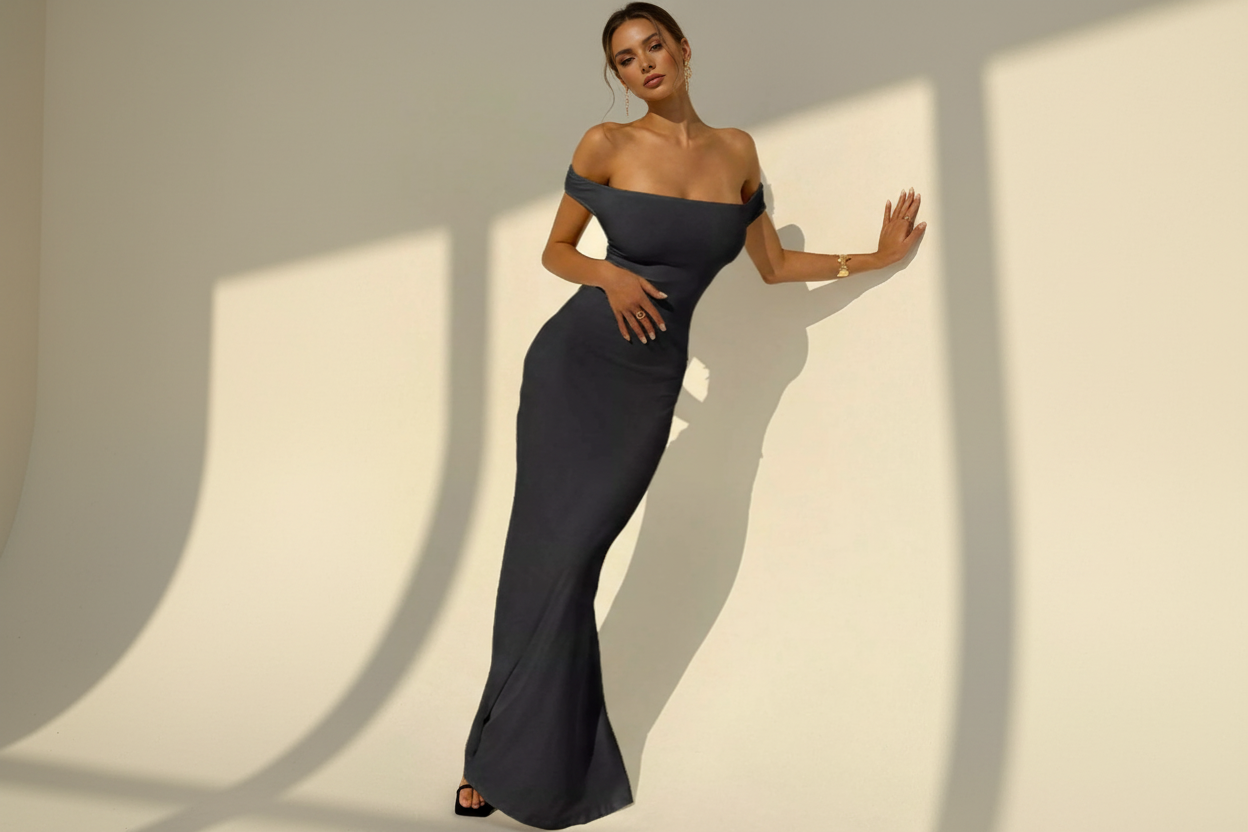 Hero Banner Black Mermaid Dress